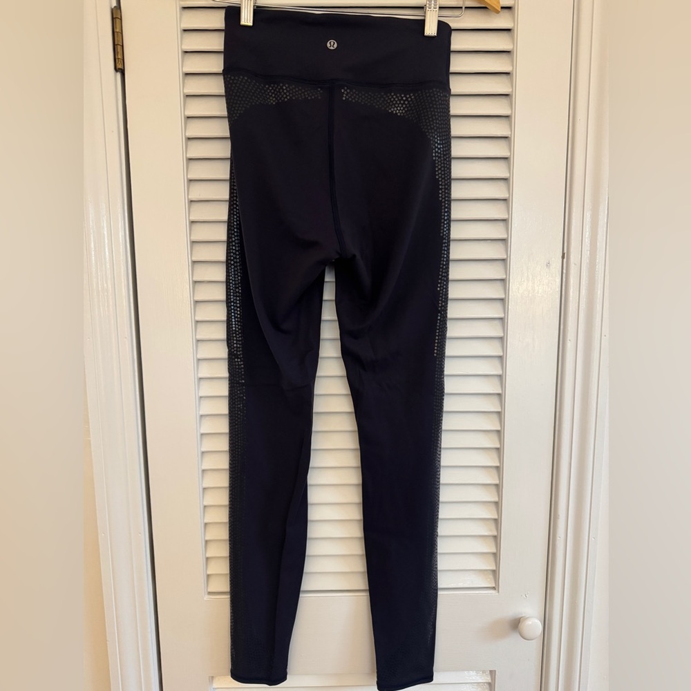 Lululemon Plank to Pike leggings, 6, navy blue
